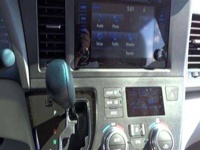 2017 Toyota Sienna LE